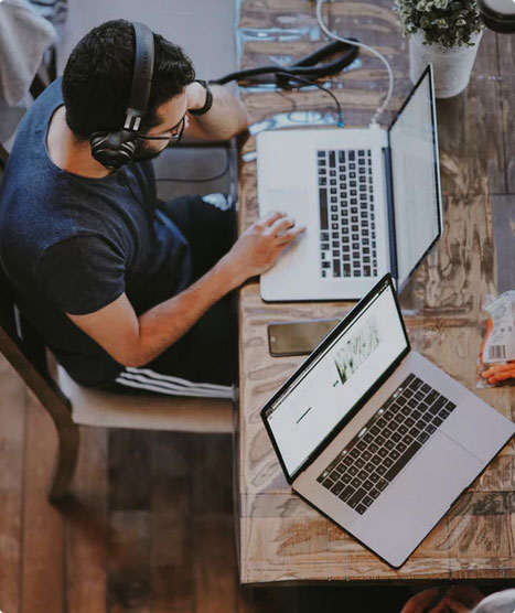 coding-process Developer working on WordPress website layout