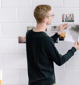 selecting-image SEO analytics dashboard showing traffic growth